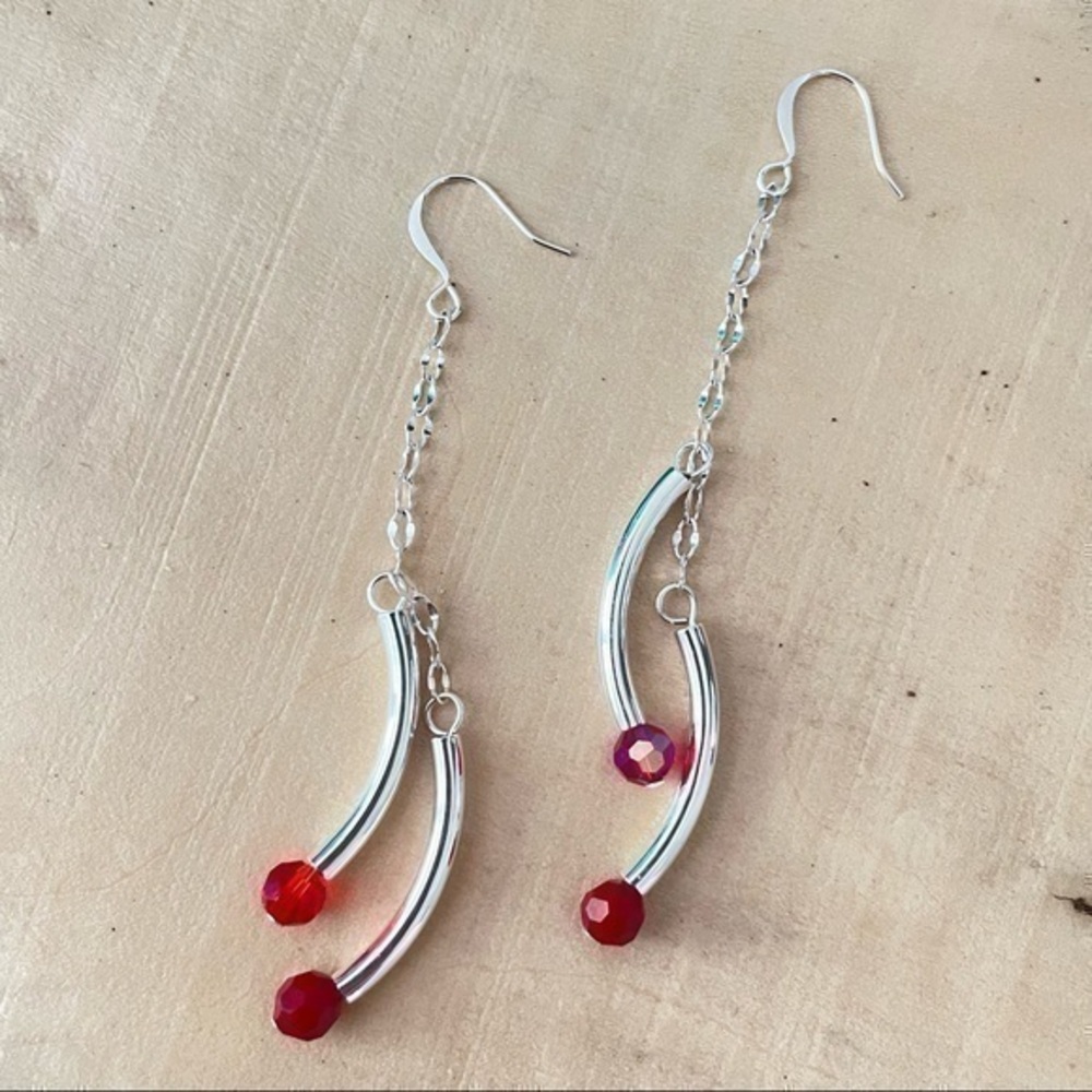 2/$29 Curved Bar Dangle Earring Handmade 3.5” Dual Tone Red Silver Handmade